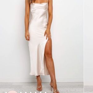 ISO THIS DRESS SIZE 10!!
